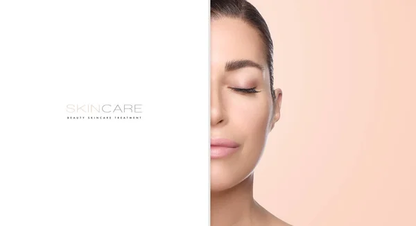 Beauty Skin Care Concept Gorgeous Brunette Nude Makeup Flawless Skin — Fotografia de Stock