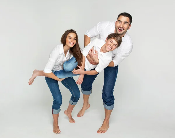 Glückliche Baummenschen haben Spaß miteinander — Stockfoto