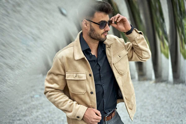 Handsome Man Sunglasses Wear Bomber Jacket — Stock Photo, Image