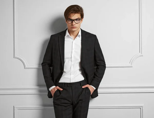 Handsome Young Man Wear Tailored Classic Suit — Stock Photo, Image