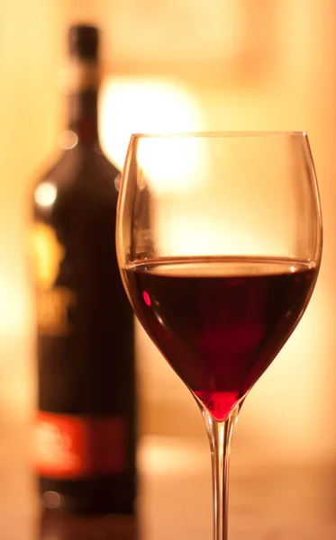 Bicchiere di vino nel ristorante — Foto Stock