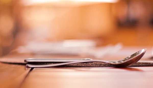 zarif restoran ayarı iyi yemek çatal bıçak takımı