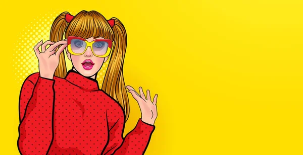 Jovem Mulher Surpreendida Óculos Olhar Wow Alguma Coisa Pop Art —  Vetores de Stock