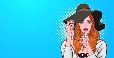 Gülümseyen kadın dudaklarında şapkası olan sessiz jest Retro Vintage Pop Art Comic Style