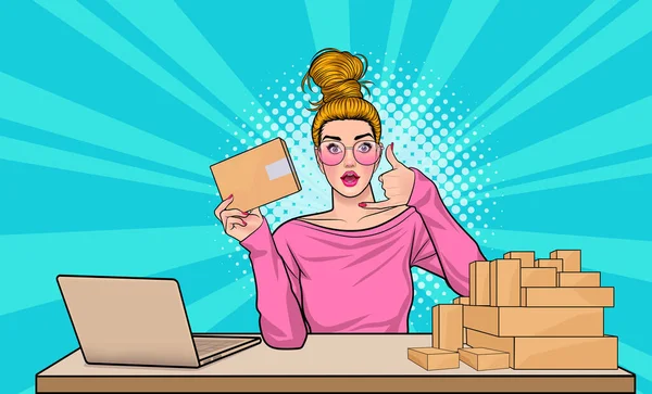 成功的女人拿着邮筒在网上销售流行艺术漫画风格的产品 — 图库矢量图片