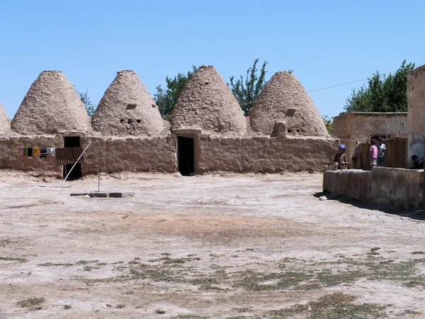 108-harran arı kovanı evi