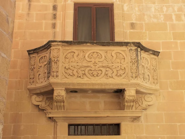 Balcon sculpté — Photo