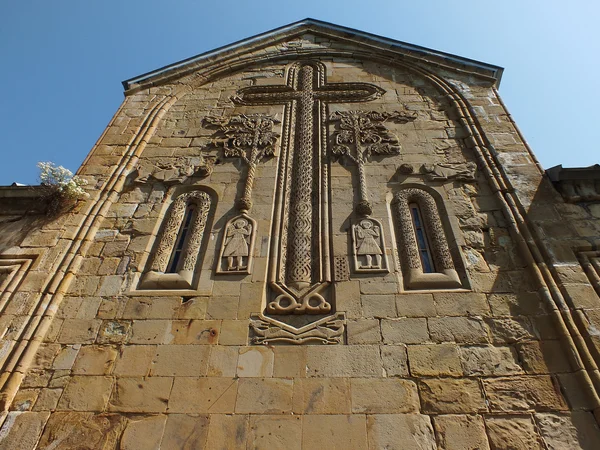 Croix de vigne sculptée — Photo