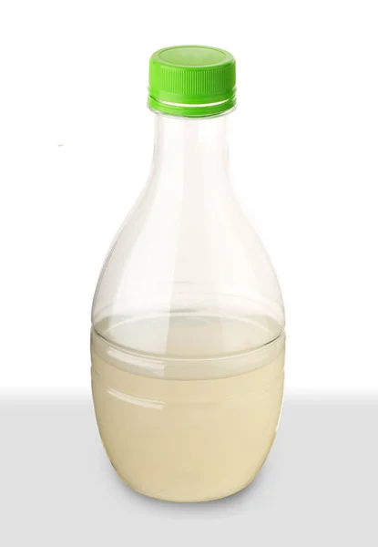 Una Piccola Bottiglia Limonata Fondo Bianco — Foto Stock