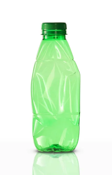 Zielona Zgnieciona Plastikowa Butelka Białym Tle — Zdjęcie stockowe