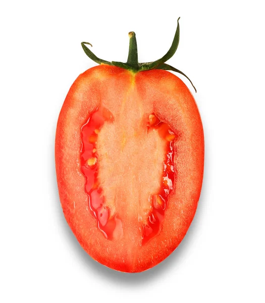 成熟的西红柿在白底上切成两半 — 图库照片