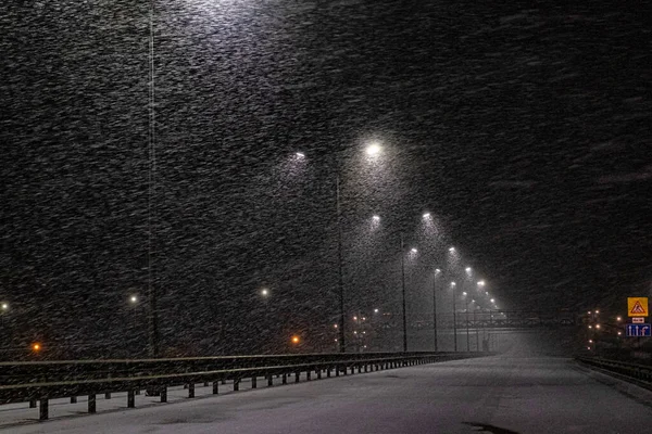 Éjszakai Hóvihar Autópályán Tavrida Amely Fut Keresztül Központi Része Krím — Stock Fotó