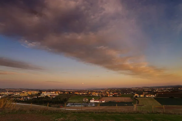 Paisaje Rural Atardecer Con Cielo Dramático — Foto de Stock