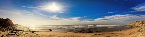 Seascape Com Praia Vazia Perto Pôr Sol — Fotografia de Stock
