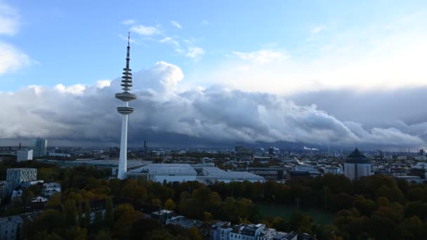 Nagranie Ulewnego Deszczu Opuszczającego Hamburg Niemcy — Wideo stockowe