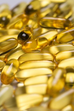 Balık yağı kapsülleri