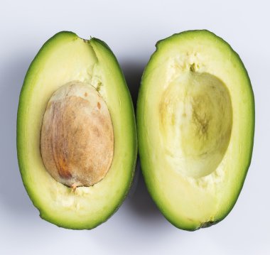 taze yeşil avokado