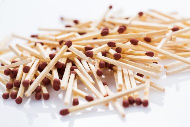 bir sürü matchsticks
