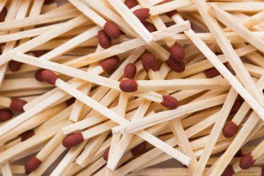 bir sürü matchsticks