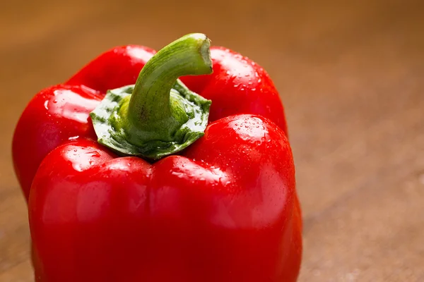 Čerstvé a vlhké paprika — Stock fotografie