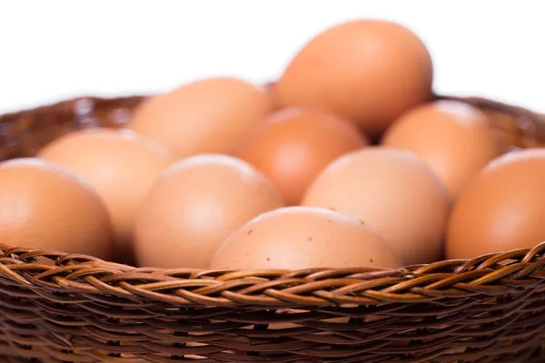 Brown eggs in basket — Stock Photo, Image