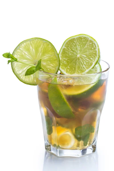 Fresh ice tea with lime — Stock Photo, Image