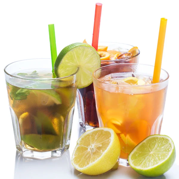 Cocktails with different citrus fruits — Stock Photo, Image