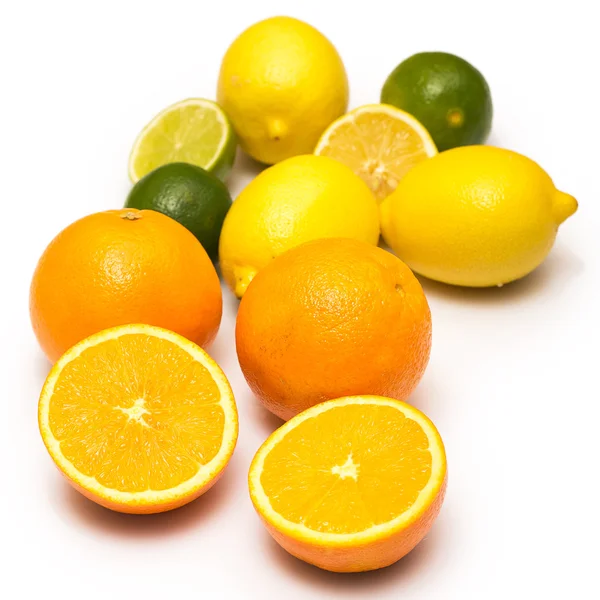 Different citrus fruits — Stock Photo, Image