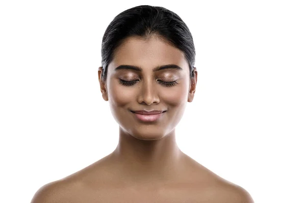Portrait Jeune Belle Femme Indienne Avec Une Peau Lisse Sur — Photo