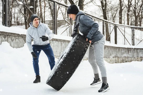 Kruistraining Buiten Man Trainer Vrouw Klant Tijdens Training Met Een — Stockfoto