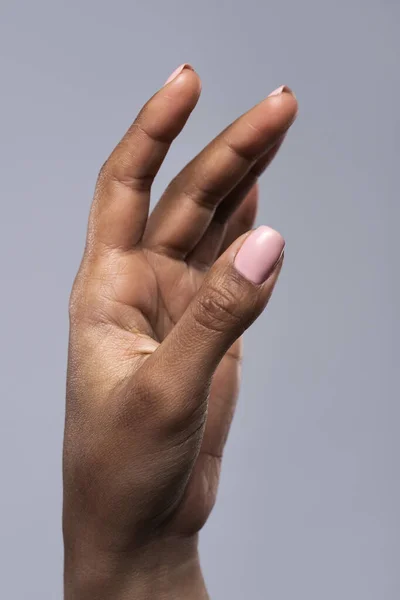 Black Women Hand Beautiful Manicure Gray Background — Stock Photo, Image