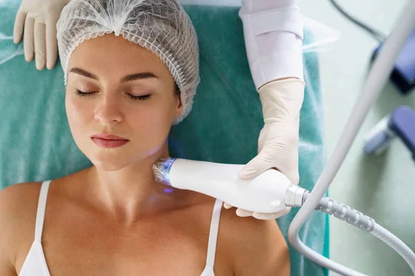 Beautiful Woman Radiofrequency Lifting Treatment Her Neck Medical Aesthetic Clinic — Stock Photo, Image