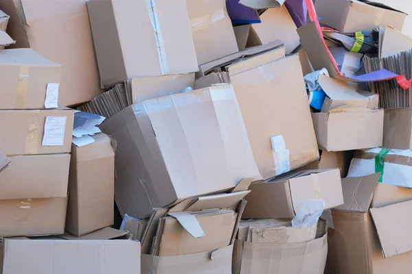 Resíduos Papel Papelão São Recolhidos Embalados Para Reciclagem Cidade Pilha — Fotografia de Stock
