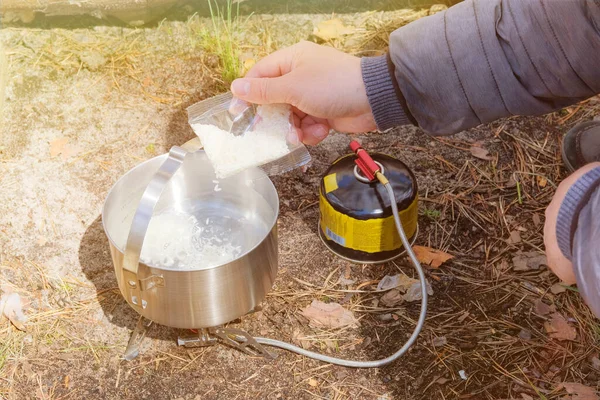 Traveler Foods Outdoor Activities Camping Food Making Rice Pot Wild — стоковое фото