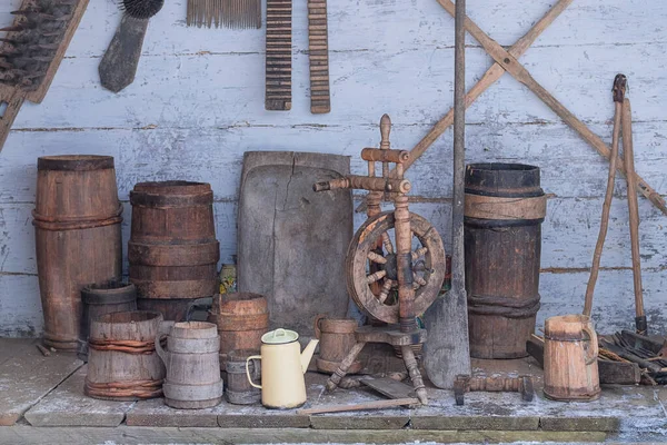 Utensílios Cozinha Autênticos Casa Camponês Pobre Estilo Rústico Instalação Museus — Fotografia de Stock