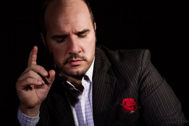 adam, baba gibi karakter portresi.