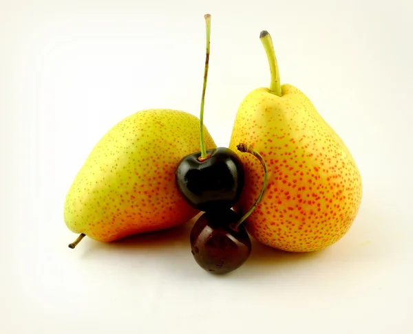 Pears and cherries — Stock Photo, Image