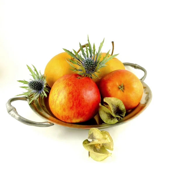 Apples with thistle — Stock Photo, Image