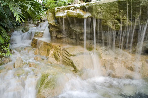 Wasserfall der Insel Sentosa — Stockfoto