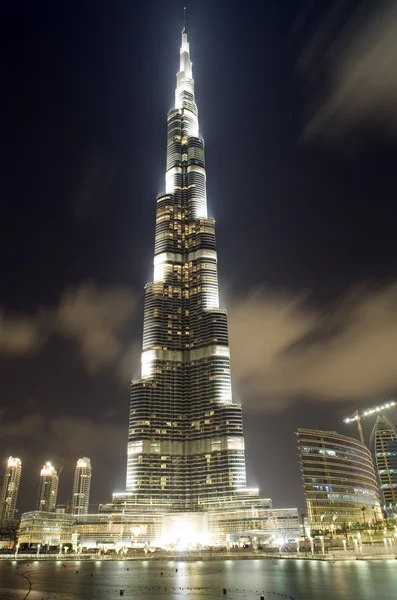Burj Khalif à Dubaï, vue de nuit Image En Vente