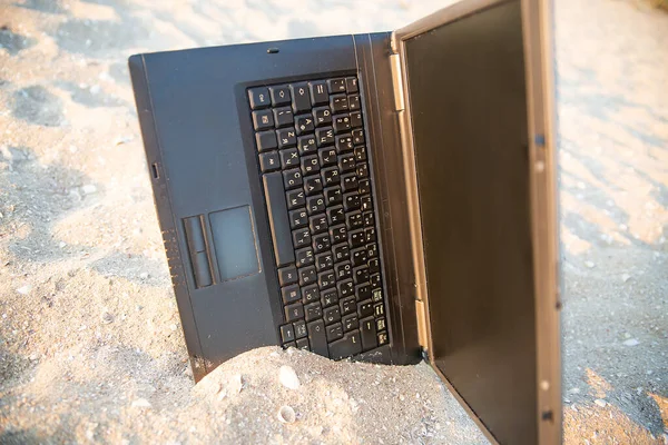 Laptop Sand Work Beach Sand Rest Relaxation — Stock Photo, Image