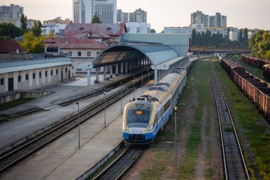 CHISINAU, MOLDOVA - 12 Eylül 2021. Chisinau 'da D1M-003 ve 004 treni.