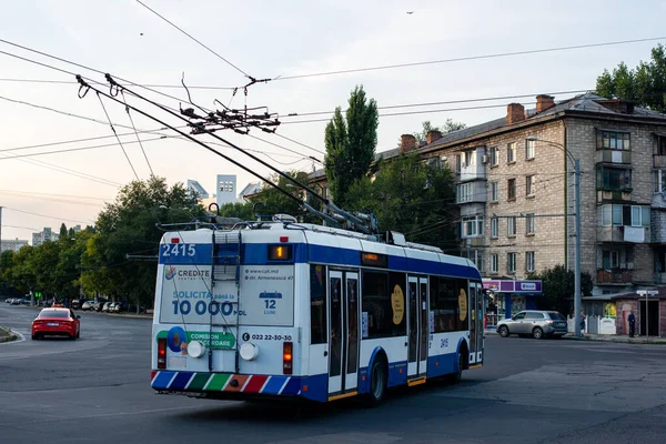 Chisinau Moldova September 2021 Trolleybus Rtec 62321 Bkm 2415 Riding — Stock Photo, Image