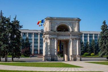 Zafer Anıtı, Orta Chisinau 'da bulunan bir anıttır..