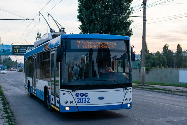 Balti Moldova Září2021 Trolejbus Dnipro T203 Maz 2032 Koni Cestujícími — Stock fotografie