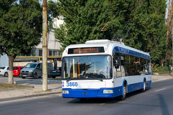 Chisinau Moldova Septiembre 2021 Trolebús Bkm 321 3860 Caballo Con — Foto de Stock