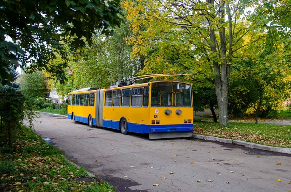 Ivano Frankivsk Ucrânia Outubro 2017 Trolleybus Skoda 15Tr 181 Zlin — Fotografia de Stock