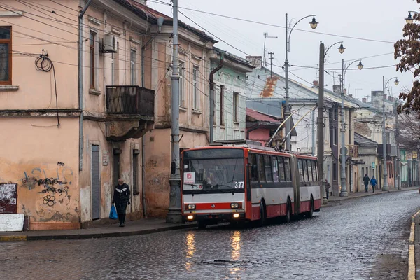 Chernivtsi Ukraine Janvier 2022 Trolleybus Skoda 15Tr 377 Kosice 1018 — Photo