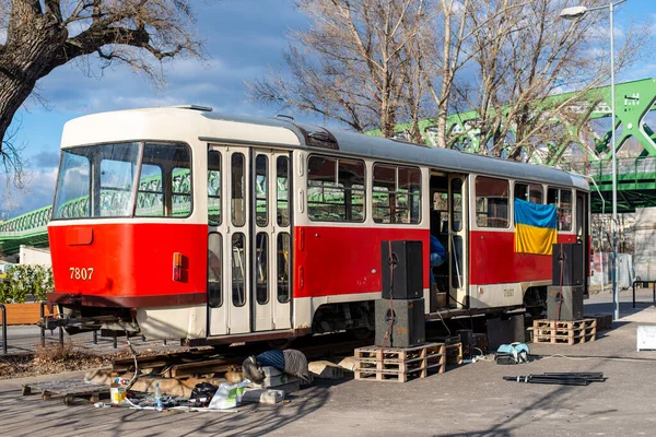 Bratislava Slovakia February 2022 Tram Tatra T3Sucs 7515 Riding Streets — стоковое фото