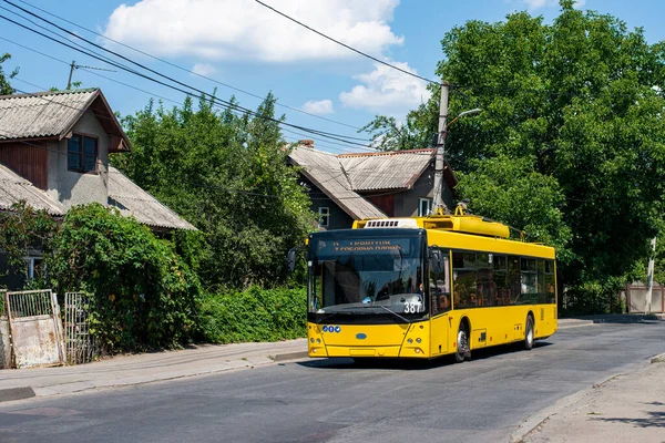 Chernivtsi Ukrajina Června2022 Trolejbus Dnipro T203 Maz 387 Koni Cestujícími — Stock fotografie